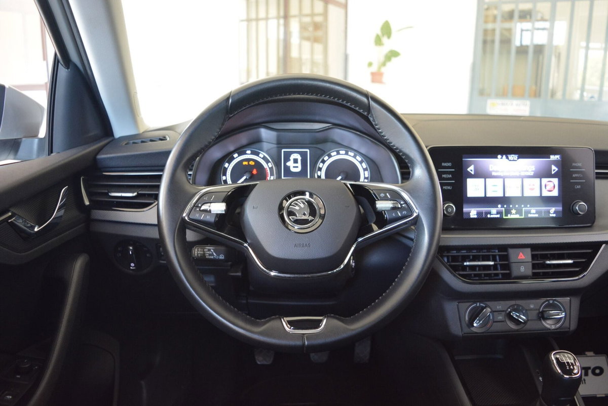 Skoda Scala 1.0 TSI 110 CV DSG Ambition (17)