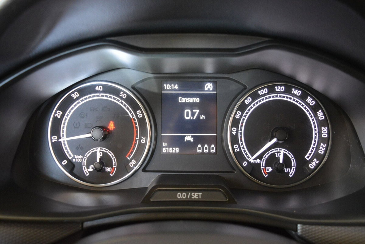 Skoda Scala 1.0 TSI 110 CV DSG Ambition (19)