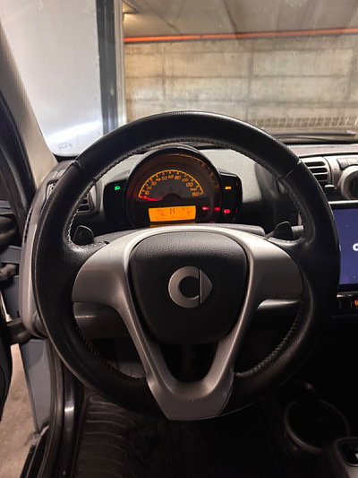 smart Fortwo 1000 52 kW MHD coupé pure (12)