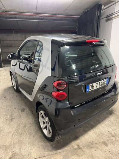 smart Fortwo 1000 52 kW MHD coupé passion (6)