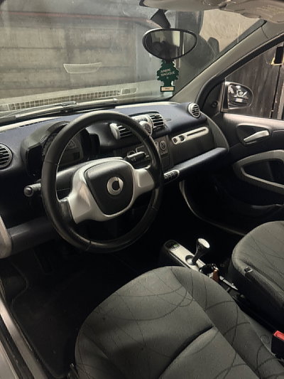 smart Fortwo 1000 52 kW MHD coupé pulse (12)