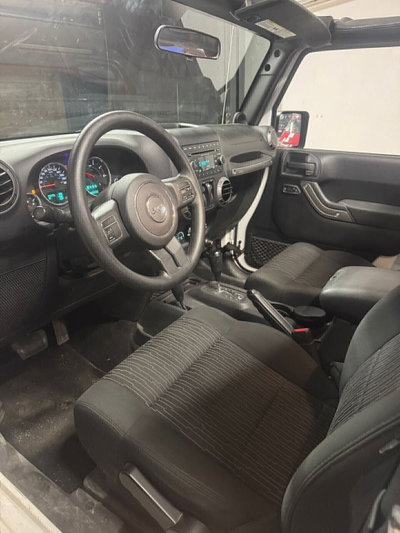Jeep Wrangler 2.8 CRD DPF Cabrio (12)