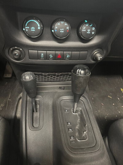 Jeep Wrangler 2.8 CRD DPF Cabrio (17)