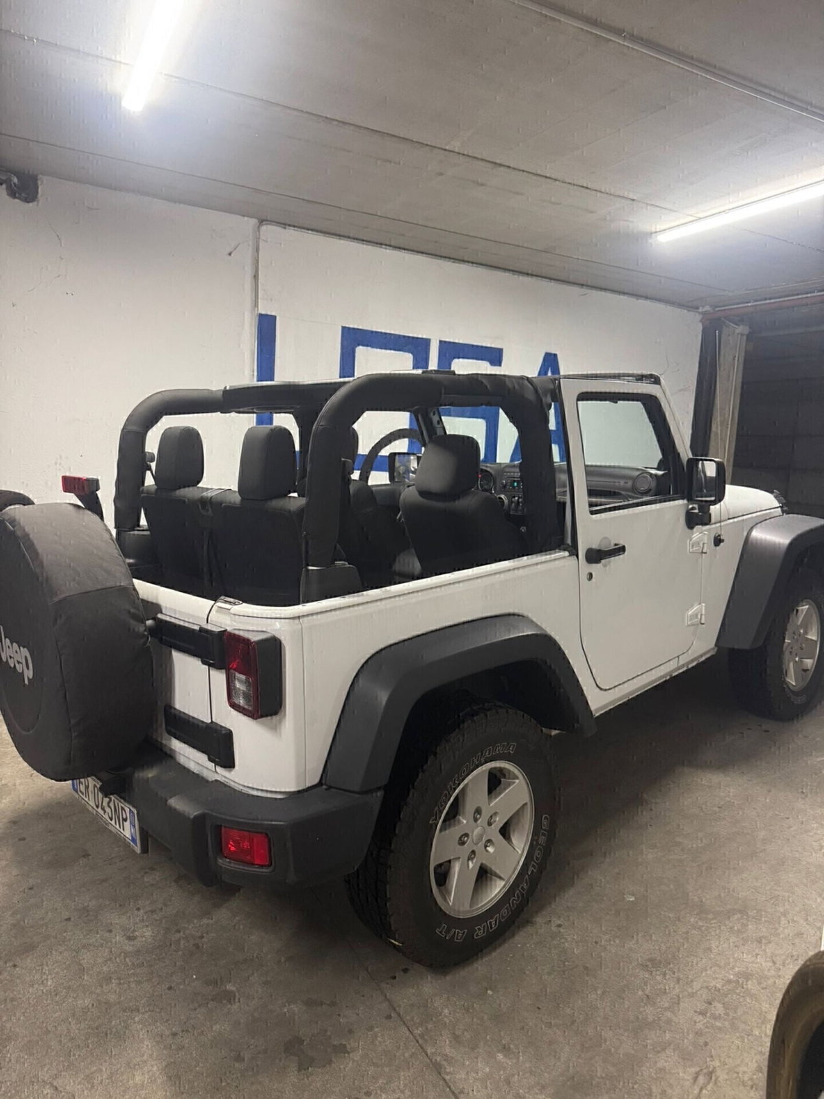 Jeep Wrangler 2.8 CRD DPF Cabrio (4)