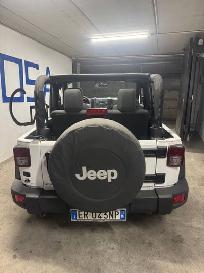 Jeep Wrangler 2.8 CRD DPF Cabrio (5)