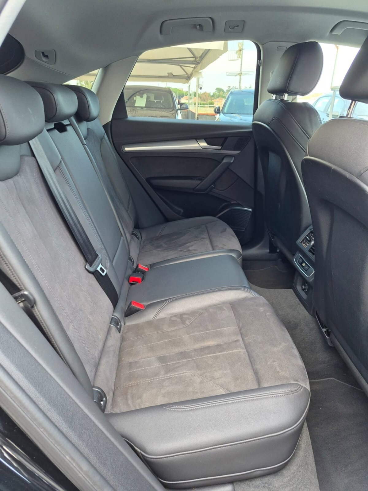 Audi Q5 40 TDI 204 CV quattro S tronic Business (12)