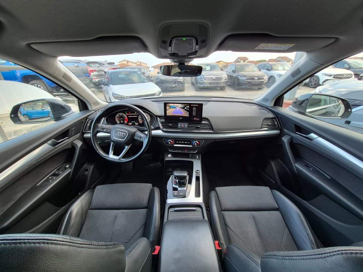 Audi Q5 40 TDI 204 CV quattro S tronic Business (9)