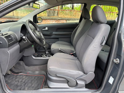 Volkswagen Fox 1.2 (10)
