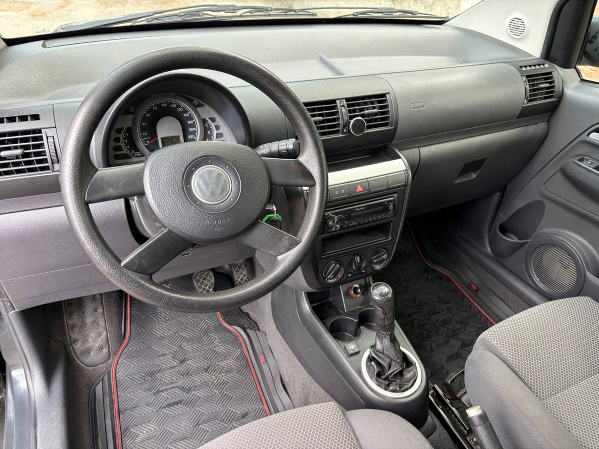 Volkswagen Fox 1.2 (12)
