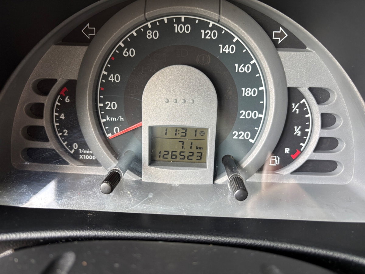 Volkswagen Fox 1.2 (14)