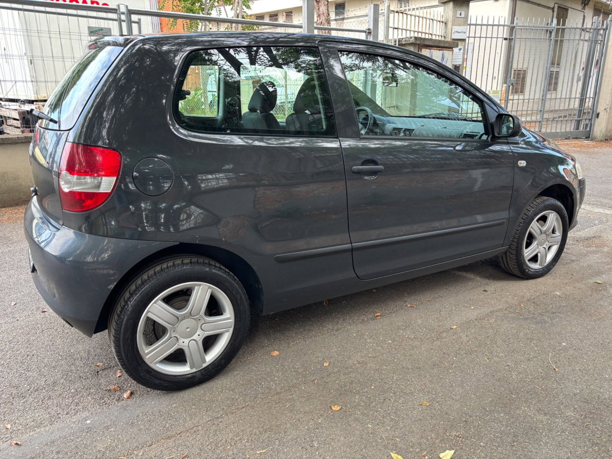 Volkswagen Fox 1.2 (5)