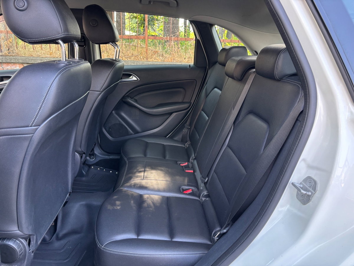 Mercedes-Benz Classe B 180 d Automatic Premium (11)