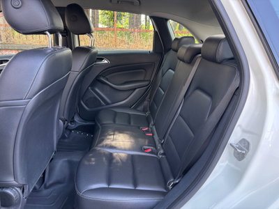 Mercedes-Benz Classe B 180 d Automatic Premium (11)