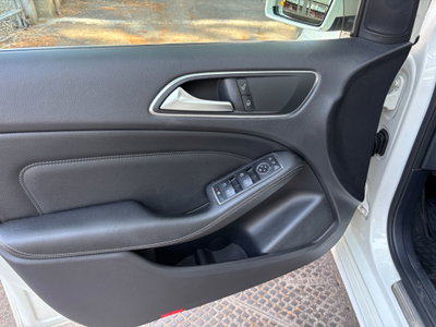 Mercedes-Benz Classe B 180 d Automatic Premium (12)