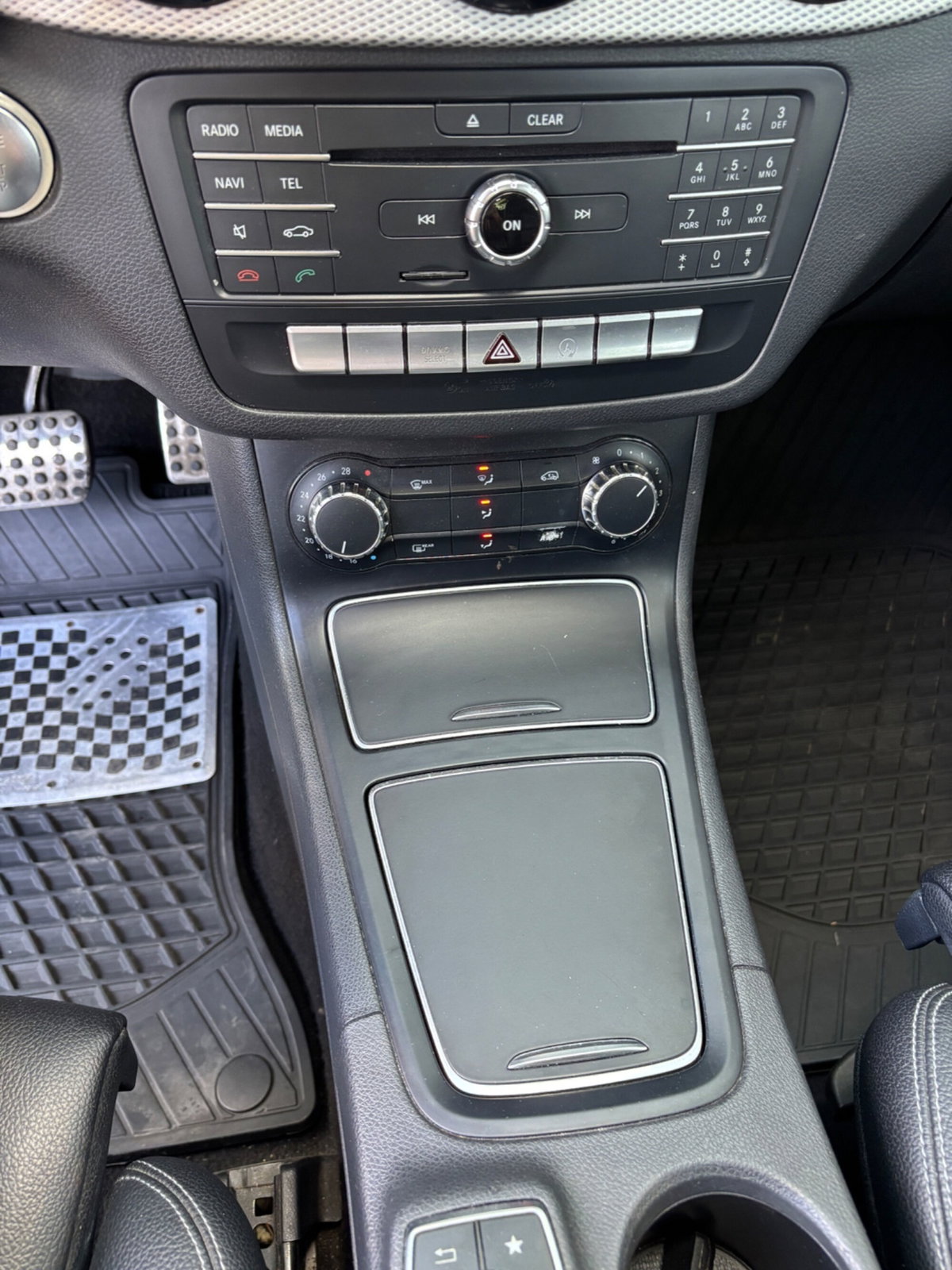 Mercedes-Benz Classe B 180 d Automatic Premium (16)