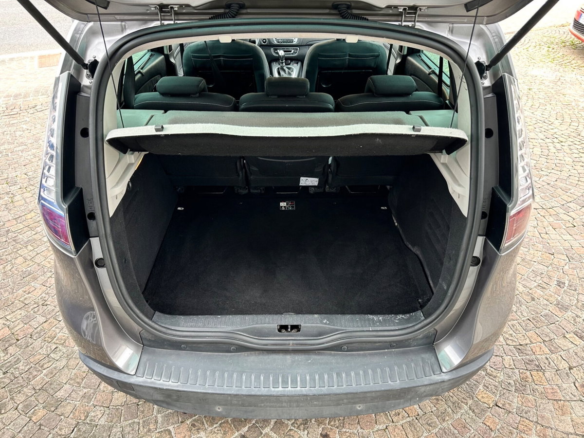 Renault Scenic E-Tech Electric XMod dCi 110 CV Start&Stop Energy Limited (19)