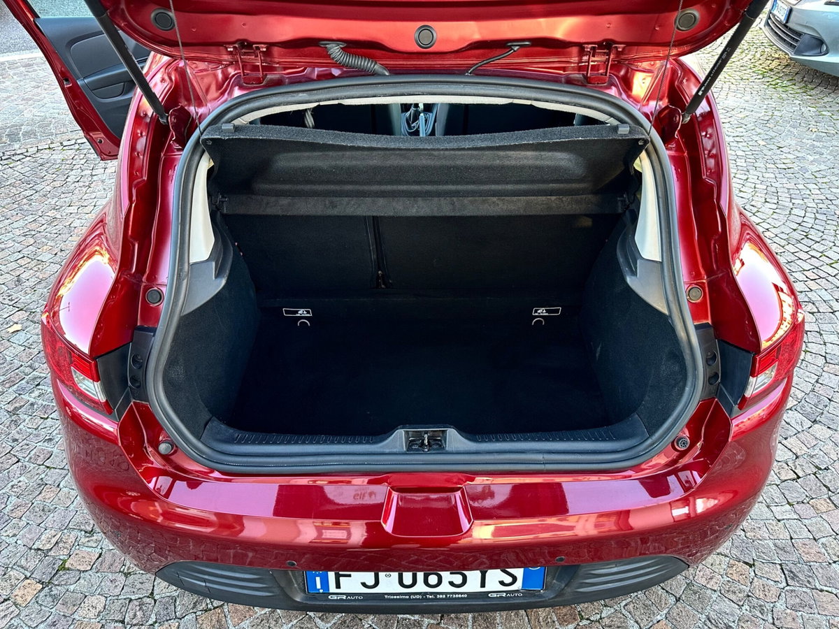 Renault Clio dCi 8V 75CV Start&Stop 5 porte Energy Zen (15)