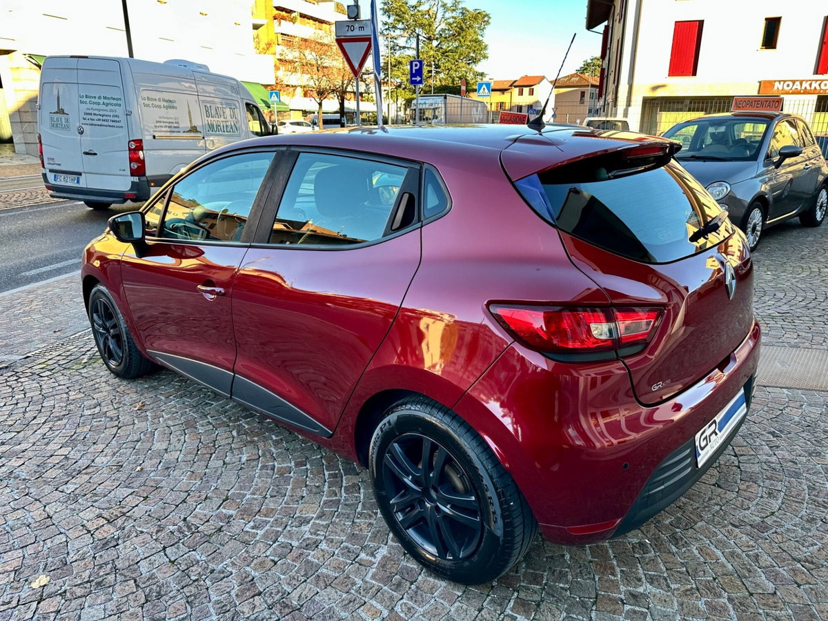 Renault Clio dCi 8V 75CV Start&Stop 5 porte Energy Zen (4)