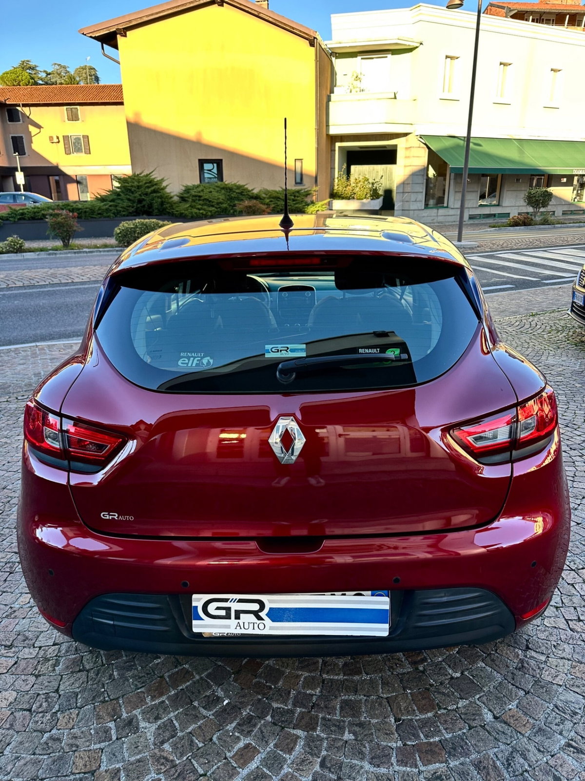 Renault Clio dCi 8V 75CV Start&Stop 5 porte Energy Zen (5)