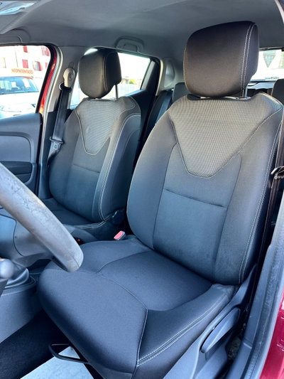 Renault Clio dCi 8V 75CV Start&Stop 5 porte Energy Zen (8)