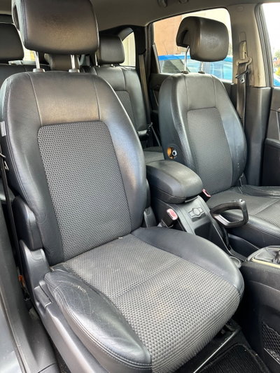 Chevrolet Captiva 2.0 VCDi 2WD (10)