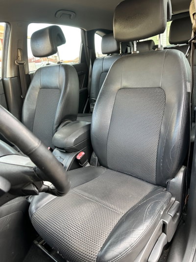 Chevrolet Captiva 2.0 VCDi 2WD (8)
