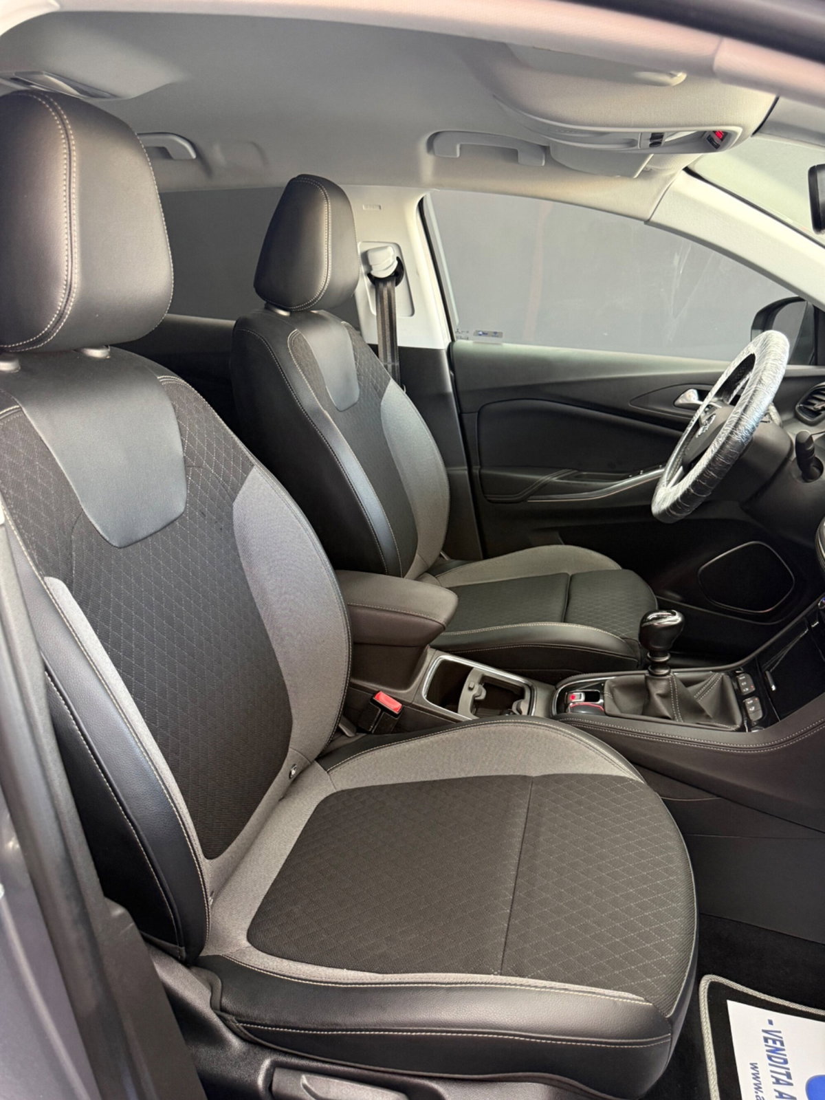 Opel Grandland X 1.6 diesel Ecotec Start&Stop Innovation (15)