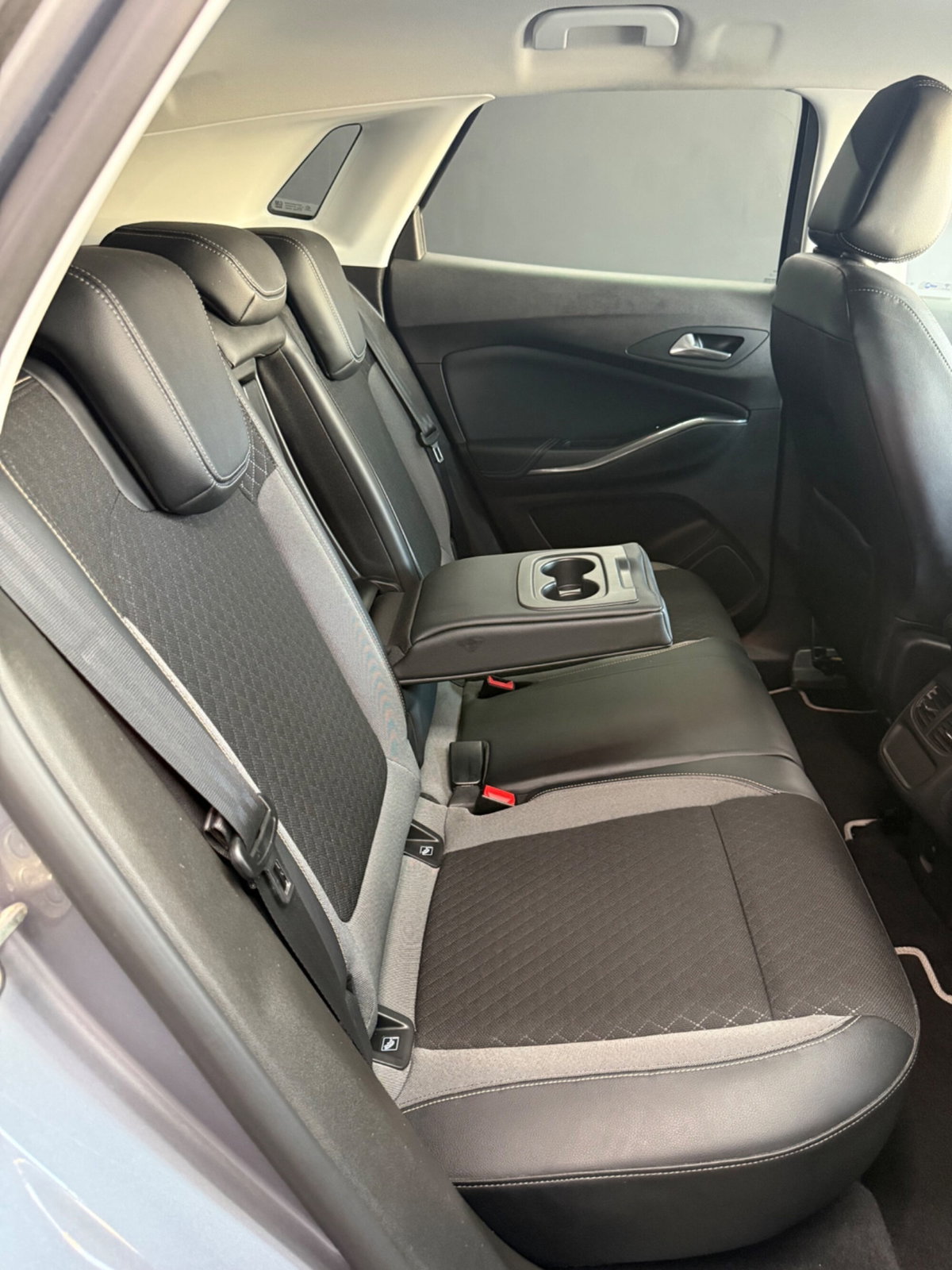 Opel Grandland X 1.6 diesel Ecotec Start&Stop Innovation (16)