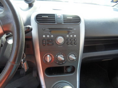 Suzuki Splash 1.0 GLS (14)