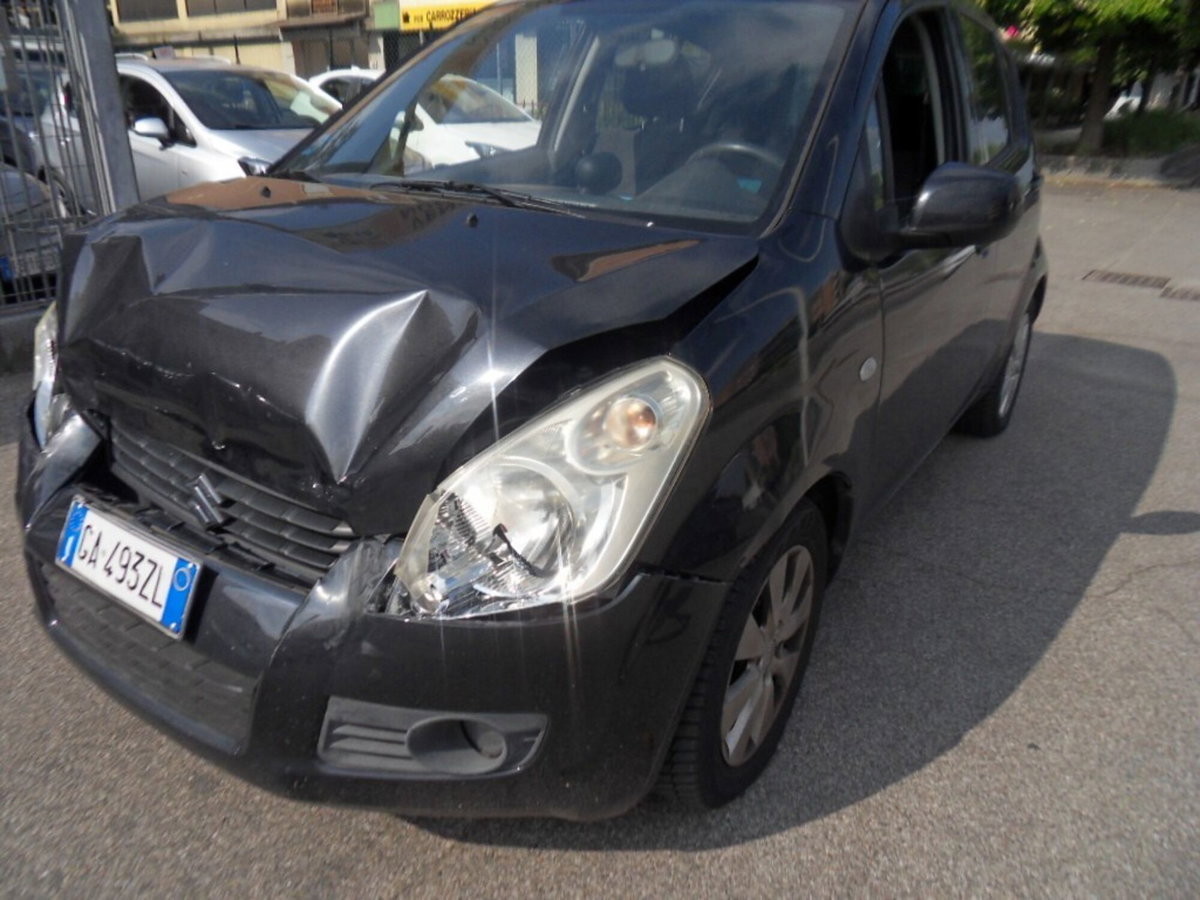 Suzuki Splash 1.0 GLS (8)