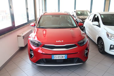 Kia Stonic 1.2 DPI Style (2)