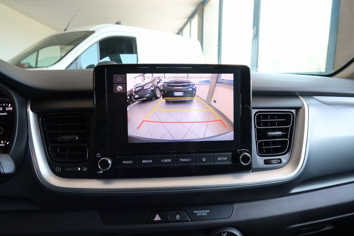 Kia Stonic 1.2 DPI Style (9)