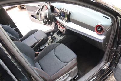 SEAT Ibiza 1.0 ecotsi FR 95cv (10)