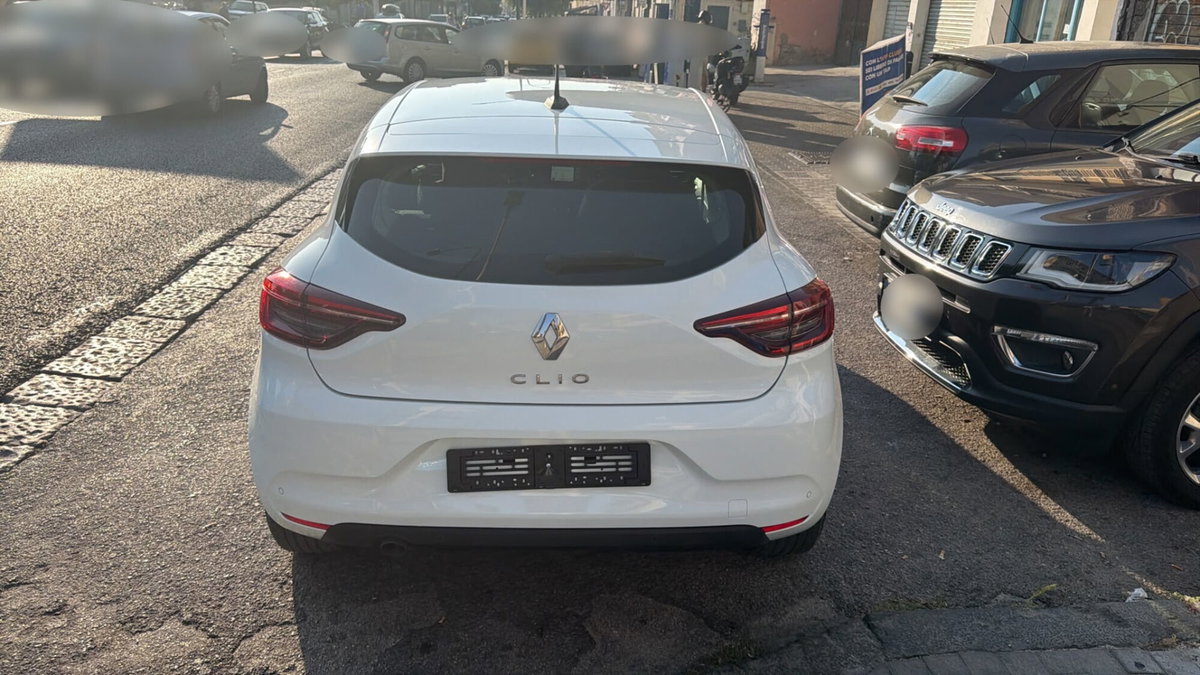 Renault Clio TCe 90 CV 5 porte Business (2)