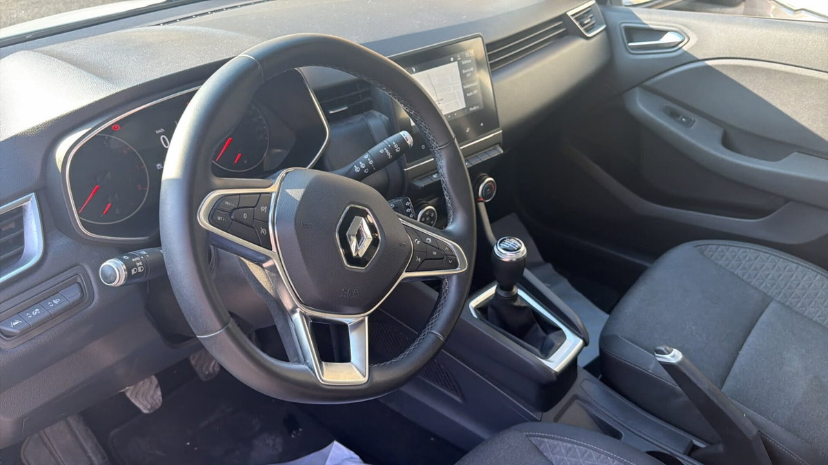 Renault Clio TCe 90 CV 5 porte Business (8)