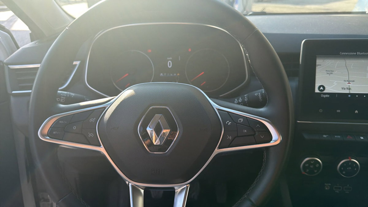 Renault Clio TCe 90 CV 5 porte Business (9)