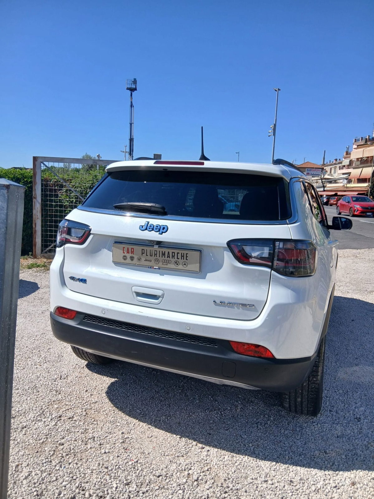 Jeep Compass 1.3 T4 190CV PHEV AT6 4xe Limited (2)