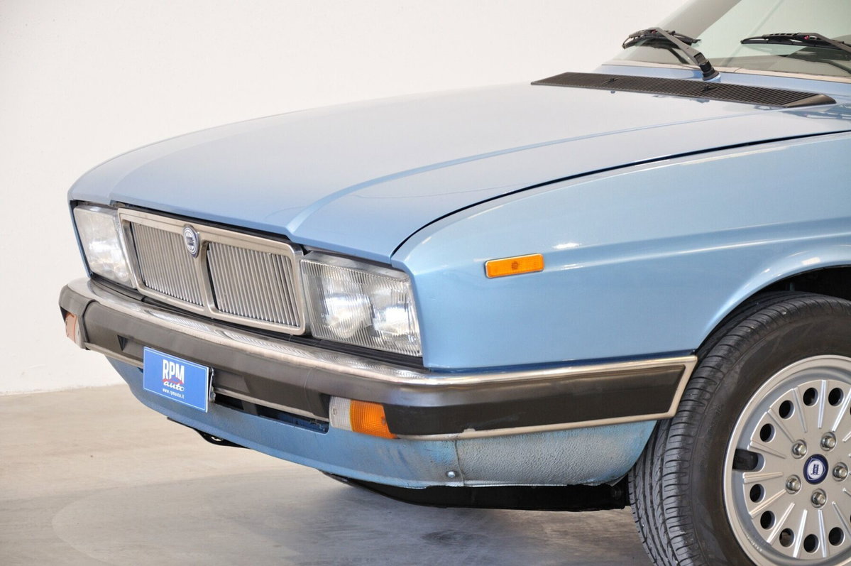Lancia Gamma 2.0 (19)