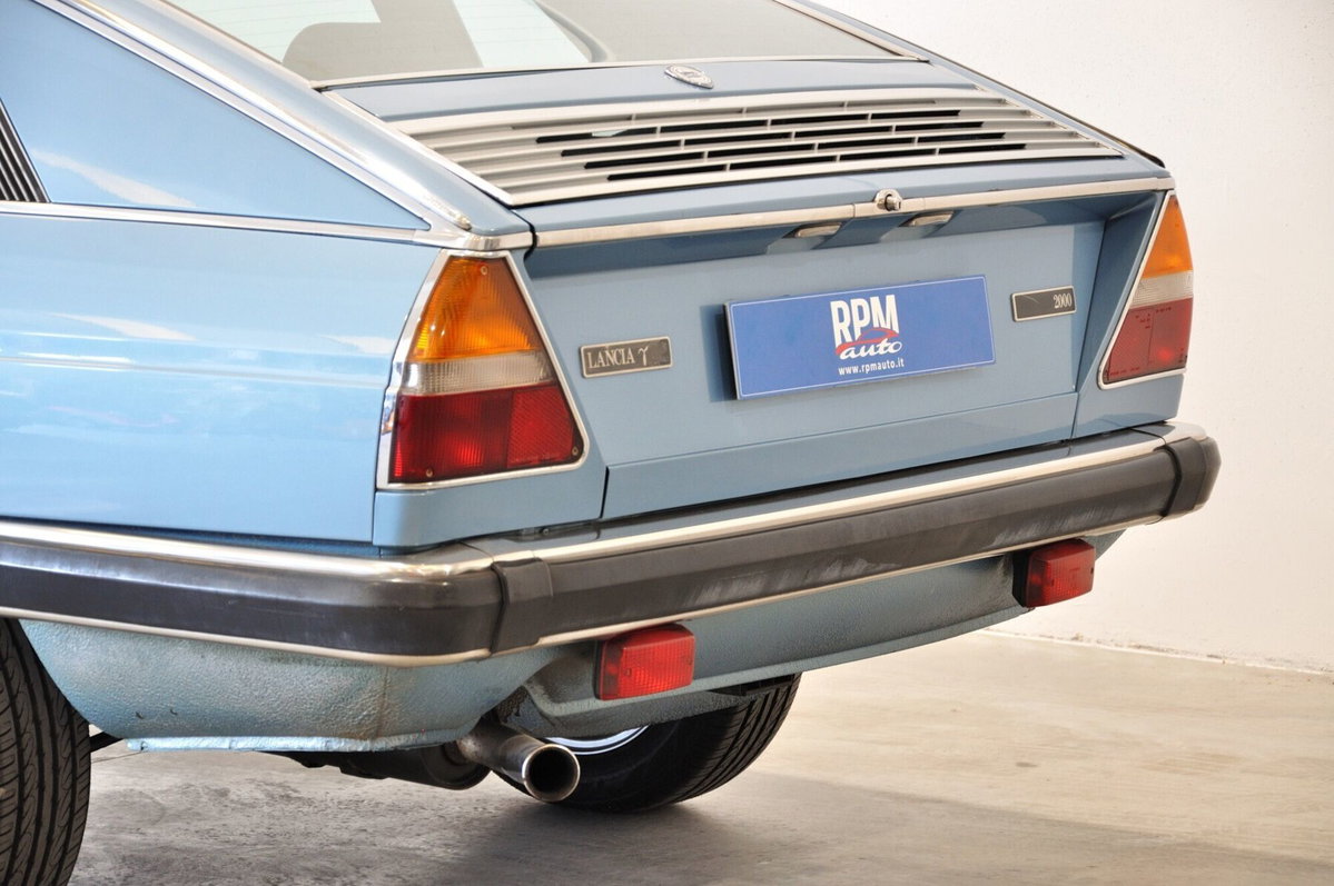 Lancia Gamma 2.0 (20)