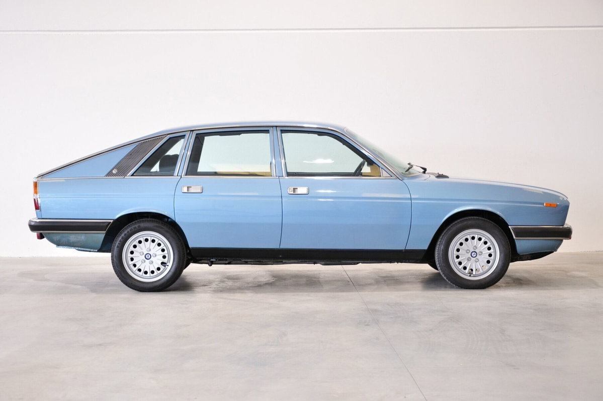 Lancia Gamma 2.0 (6)