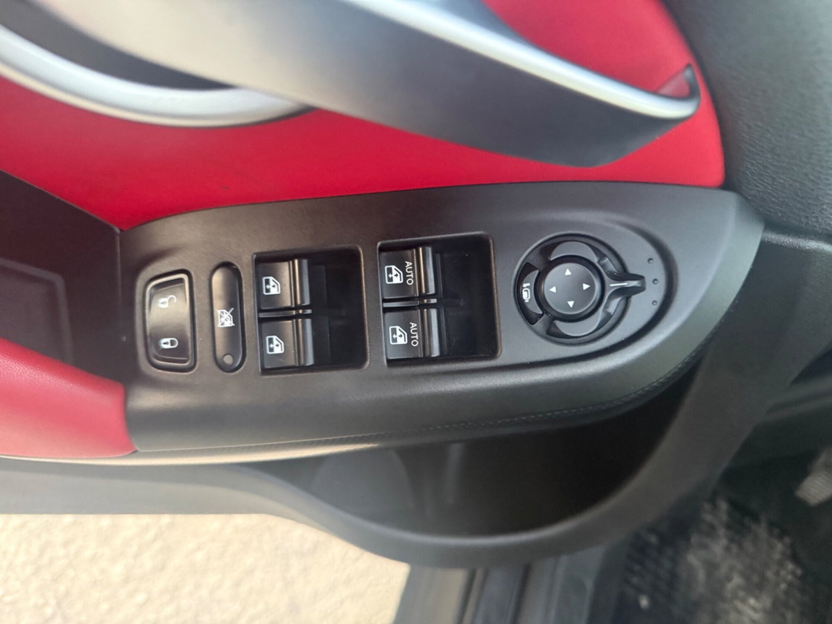 Fiat 500X 1.6 MultiJet 120 CV Lounge (11)