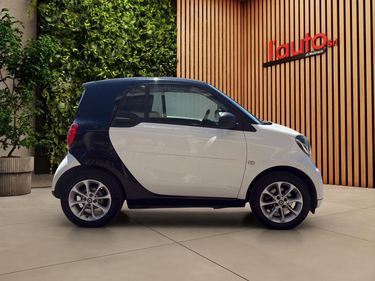 smart Fortwo 70 1.0 twinamic Youngster (4)