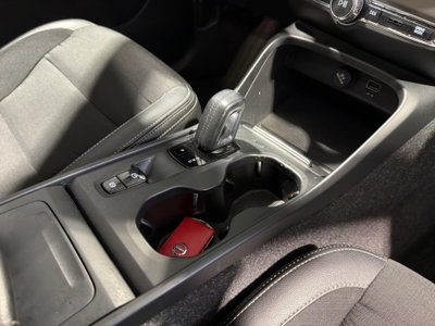 Volvo XC40 D3 AWD Geartronic Momentum (12)