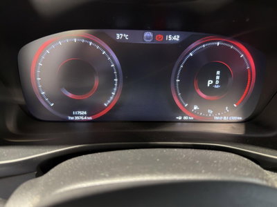 Volvo XC40 D3 AWD Geartronic Momentum (14)