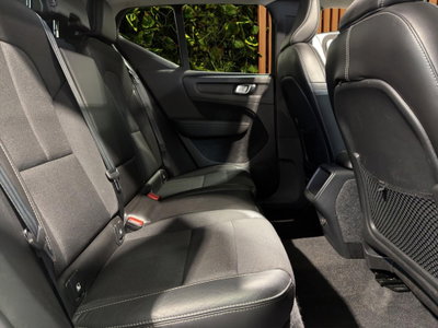 Volvo XC40 D3 AWD Geartronic Momentum (16)