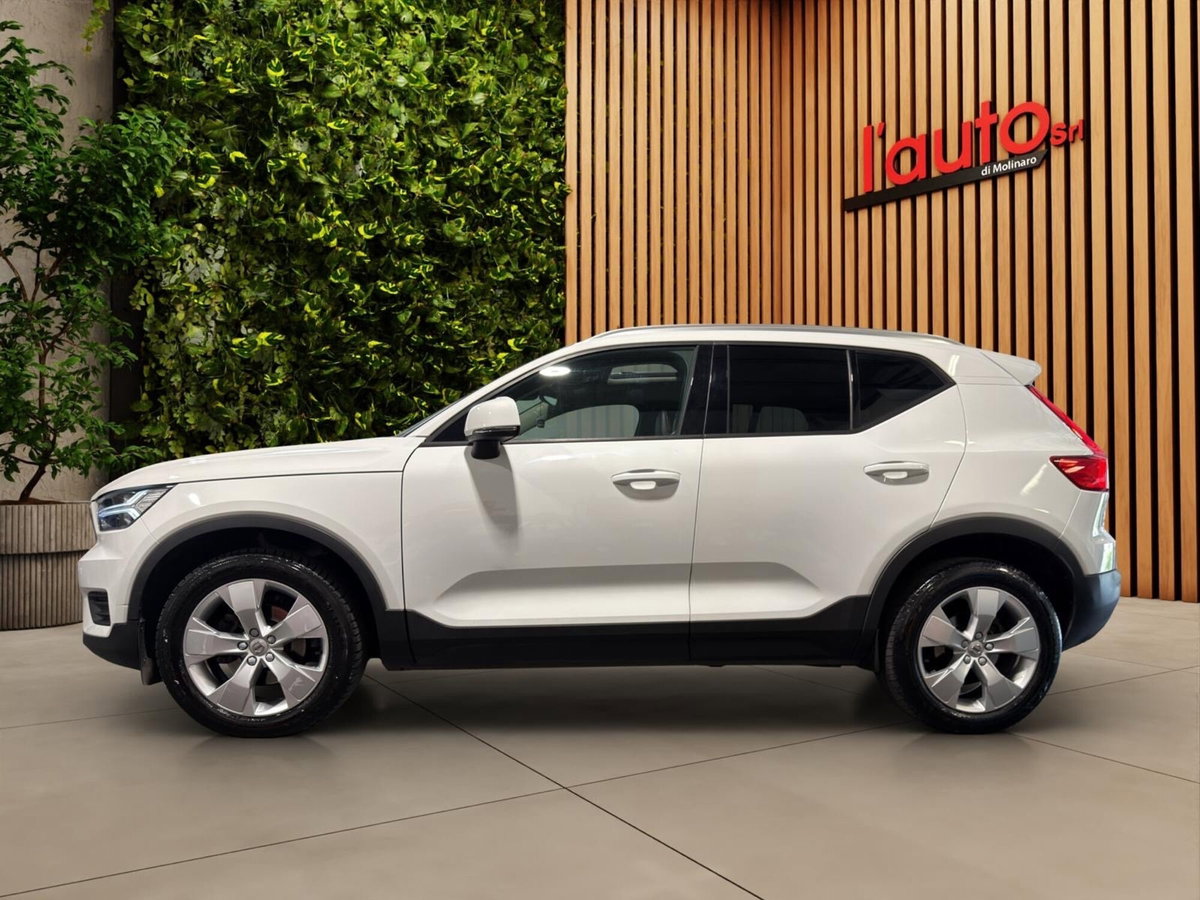 Volvo XC40 D3 AWD Geartronic Momentum (8)