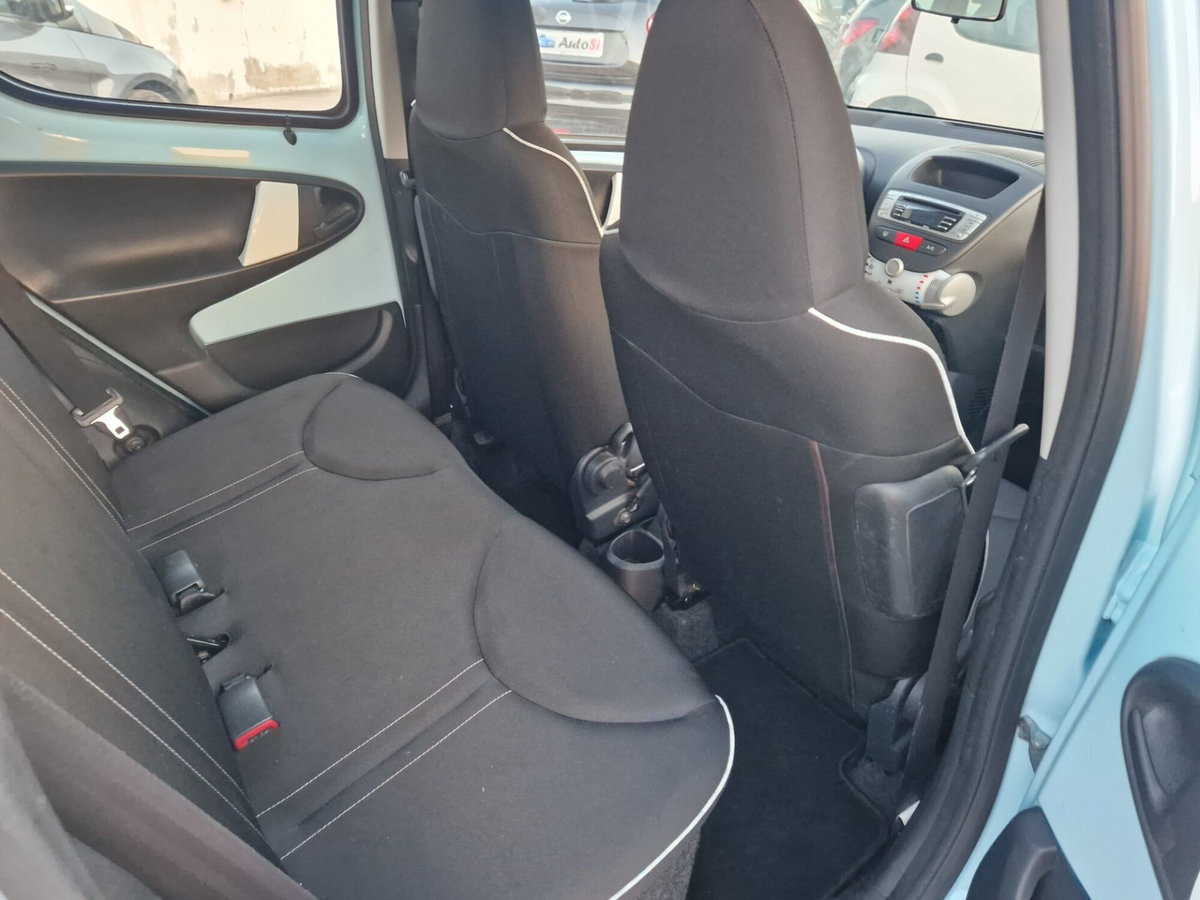 Citroen C1 1.0 5 porte Vanity Fair 10 (12)