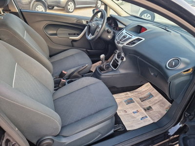 Ford Fiesta 1.6 TDCi 95CV 3 porte Titanium (13)