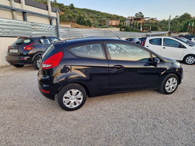 Ford Fiesta 1.6 TDCi 95CV 3 porte Titanium (6)