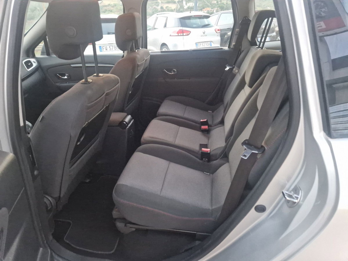 Renault Scenic E-Tech Electric 1.2 TCe 130CV Start&Stop Energy (11)